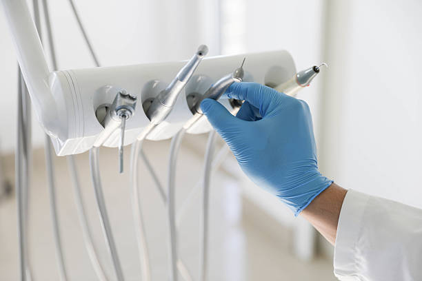 Professional Emergency Dentist technician working in Evendale, OH